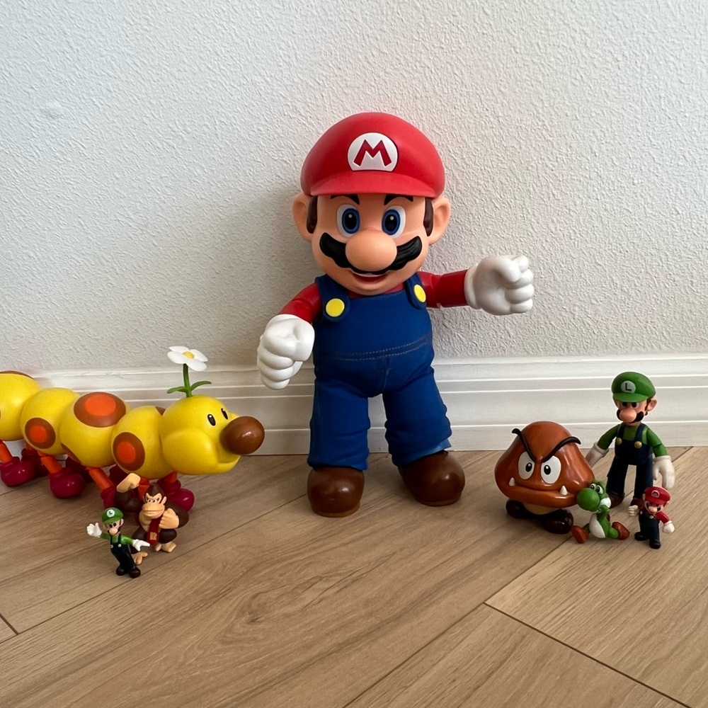 Mario Toy Bundle: Nintendo "It's-A Me, Mario!" Super Mario Figure, Wiggler Luigi